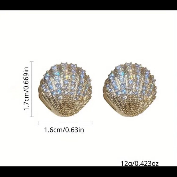 18k Gold Plated Sea Shell Earrings - Picture 5 of 5